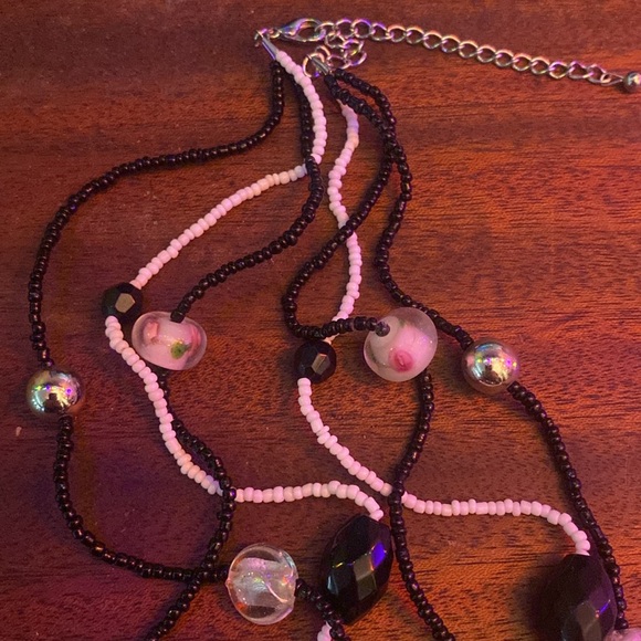 Womens Necklace - Picture 4 of 4